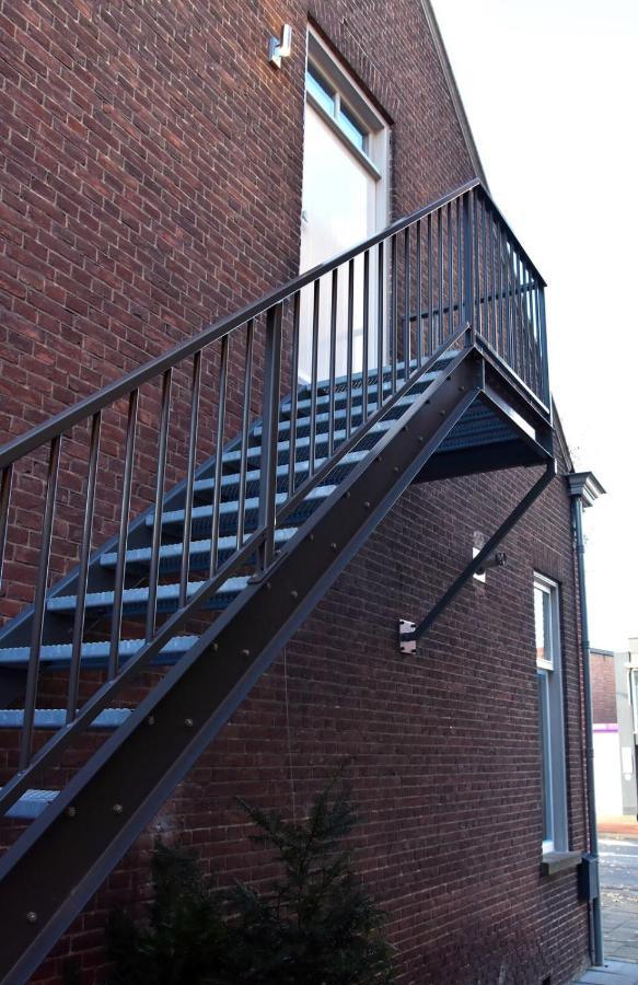 Zzzuite25 Bed & Breakfast Oosterhout  Exterior photo