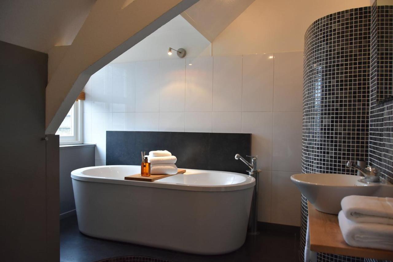 Zzzuite25 Bed & Breakfast Oosterhout  Exterior photo