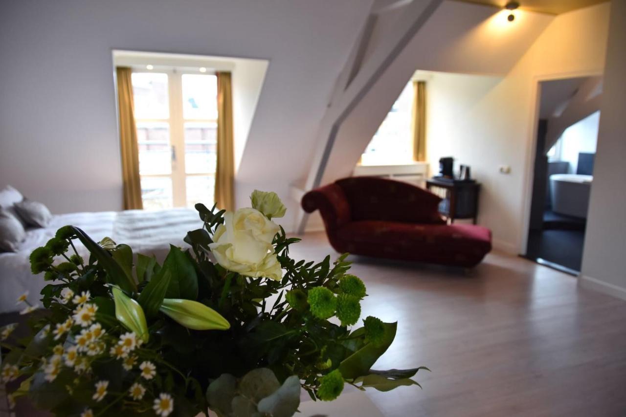 Zzzuite25 Bed & Breakfast Oosterhout  Exterior photo